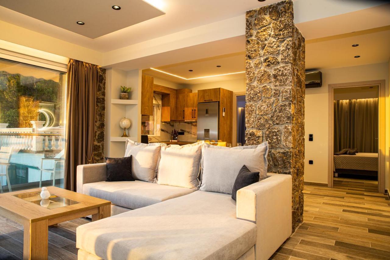 Black Rocks Family, Luxury Seafront Beach Maisonette Agios Gordios  Bagian luar foto