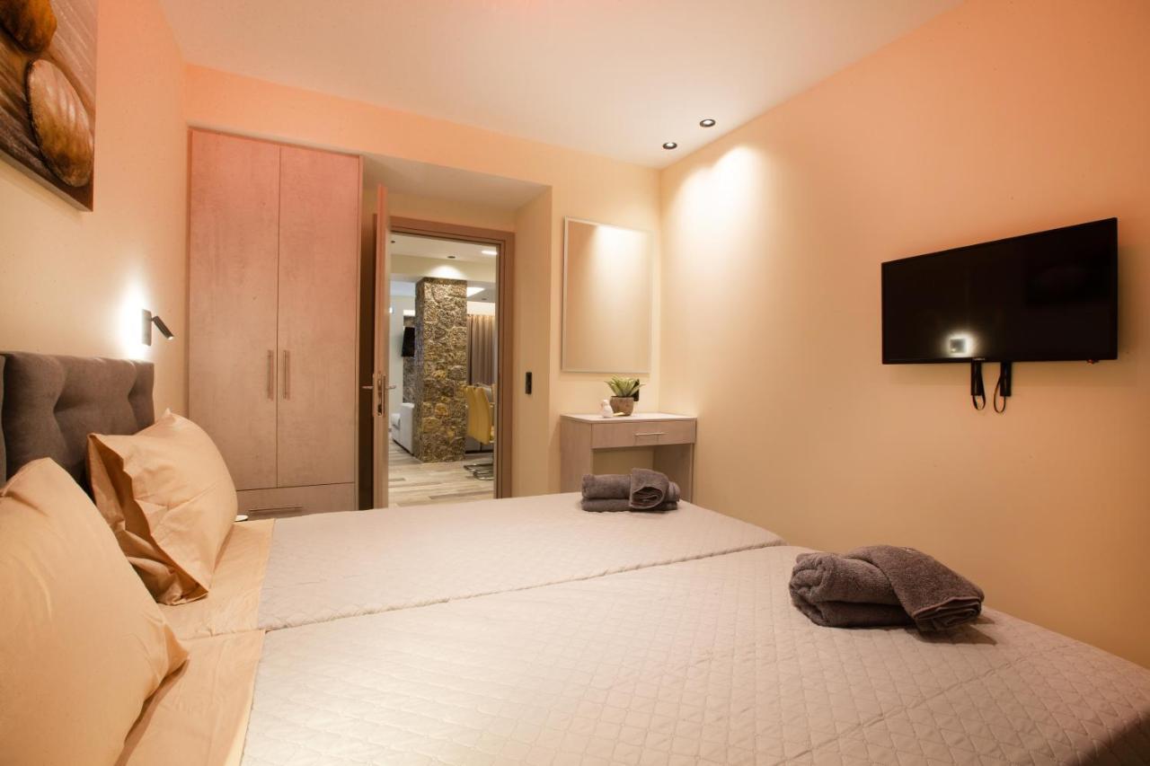 Black Rocks Family, Luxury Seafront Beach Maisonette Agios Gordios  Bagian luar foto