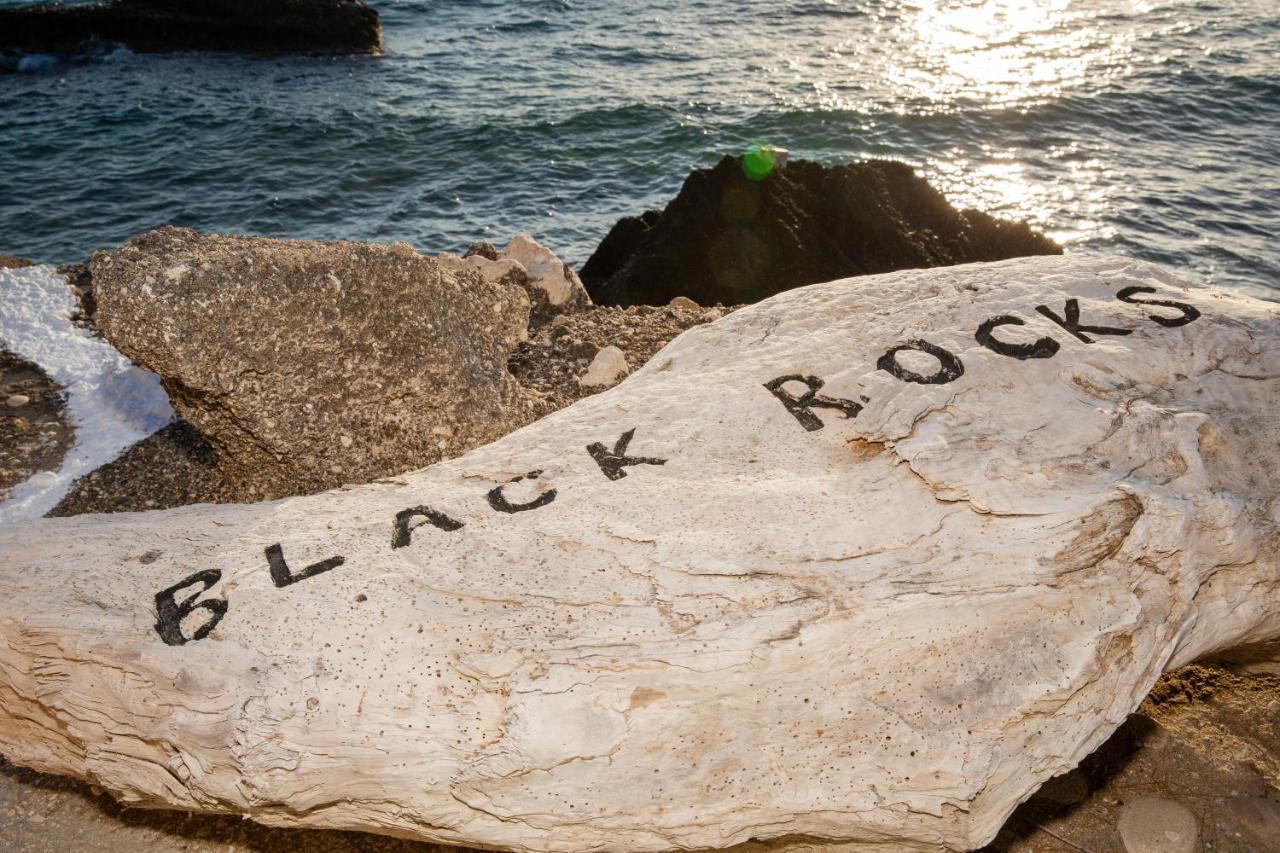 Black Rocks Family, Luxury Seafront Beach Maisonette Agios Gordios  Bagian luar foto