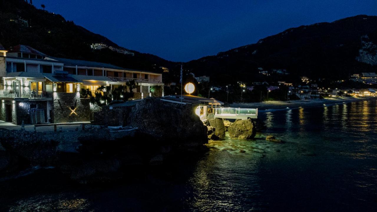 Black Rocks Family, Luxury Seafront Beach Maisonette Agios Gordios  Bagian luar foto