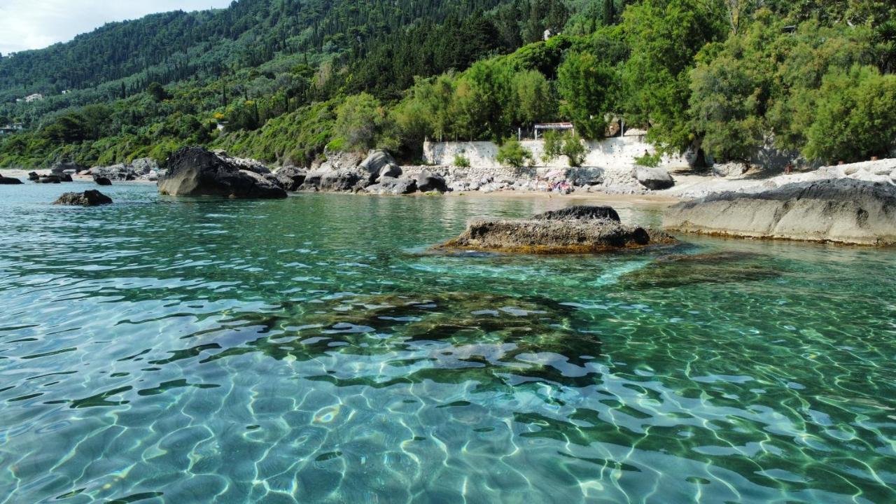 Black Rocks Family, Luxury Seafront Beach Maisonette Agios Gordios  Bagian luar foto